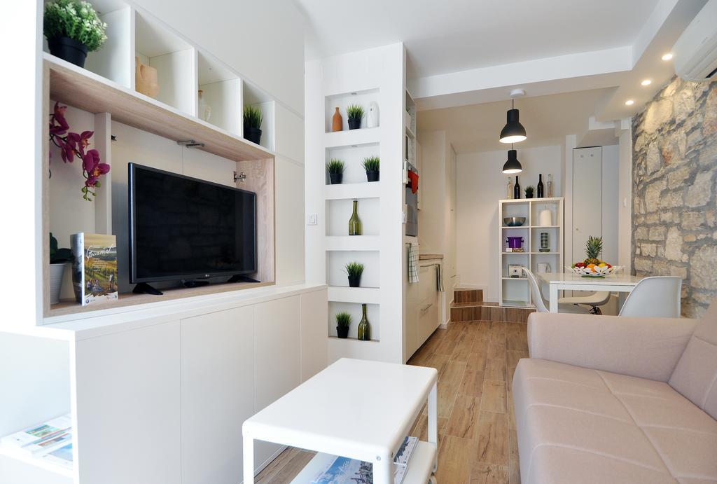 Amfora Deluxe Studio Пула Экстерьер фото
