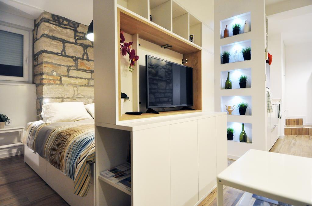 Amfora Deluxe Studio Пула Экстерьер фото