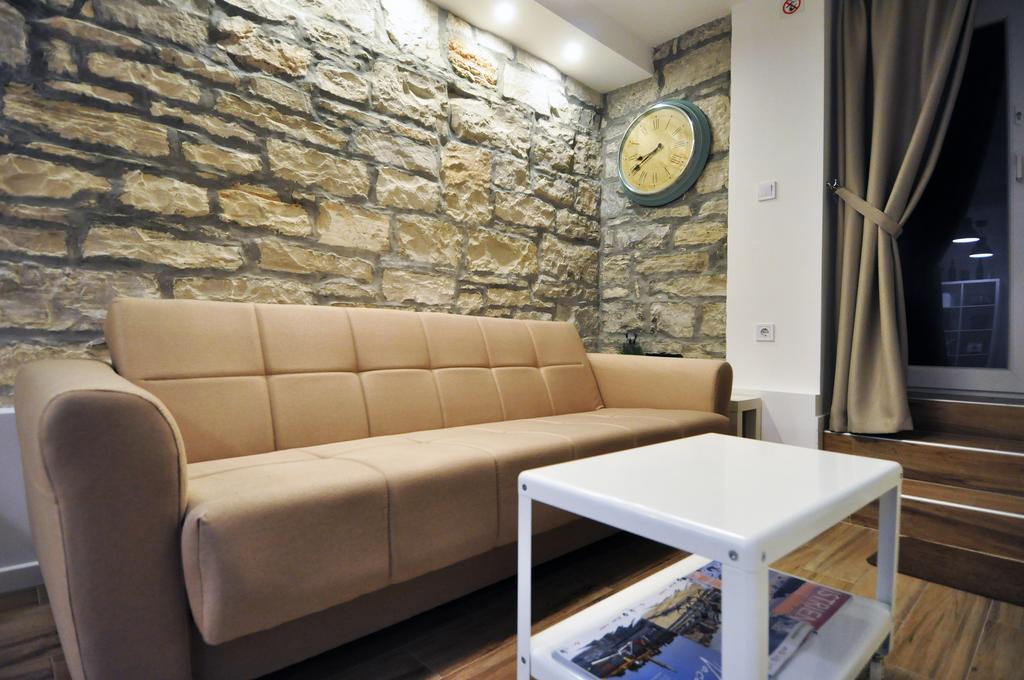 Amfora Deluxe Studio Пула Экстерьер фото
